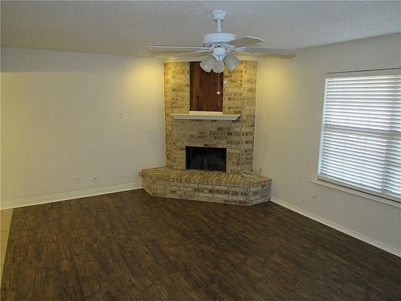 2nd image of 737 Alice Ln