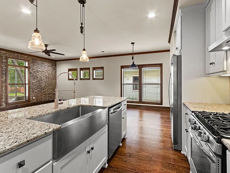 1789 N Best Friend Ln — Photo 12