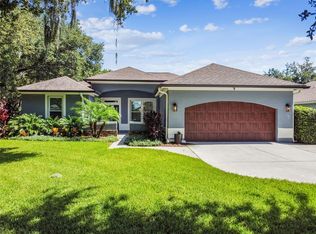5416 Twin Creeks Dr, Valrico, FL 33596