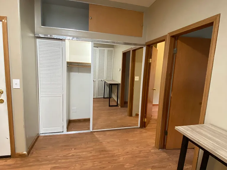 1807 S May St #2B — Photo 13