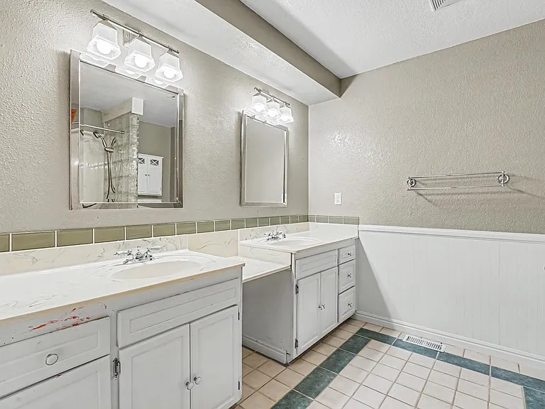 11875 W Hidden Valley Rim Rd — Photo 19
