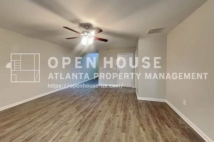 3 bed, 2.5 bath, 1799 sqft, $1,895 — Photo 3