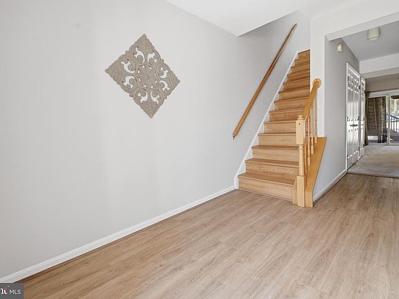 3rd image of 5220 Lightfoot Path
