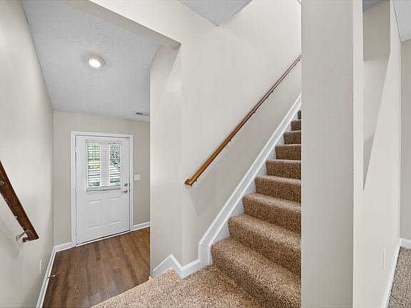 3rd image of 5307 Warner Rd