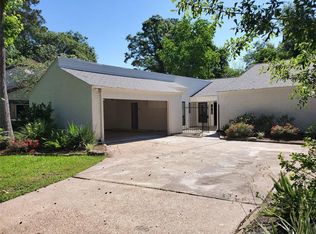 1622 Chestnut Ridge Rd, Humble, TX 77339