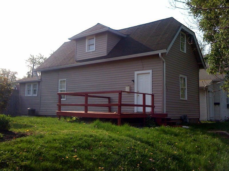 1st image of 933 Jefferson Ave