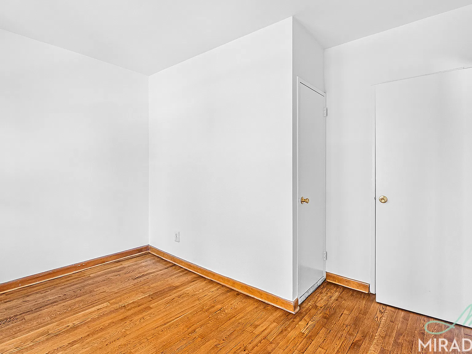 1435 York Avenue — Photo 2