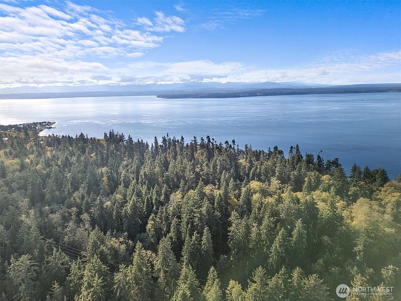 3rd image of 4530 Smugglers Cove Rd Road