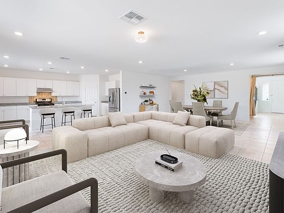 4th image of 8082 Guadiano Ave