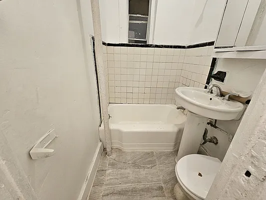 Rented by ERN Flats | media 8