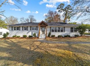 212 W Cornwallis Dr, Greensboro, NC 27408