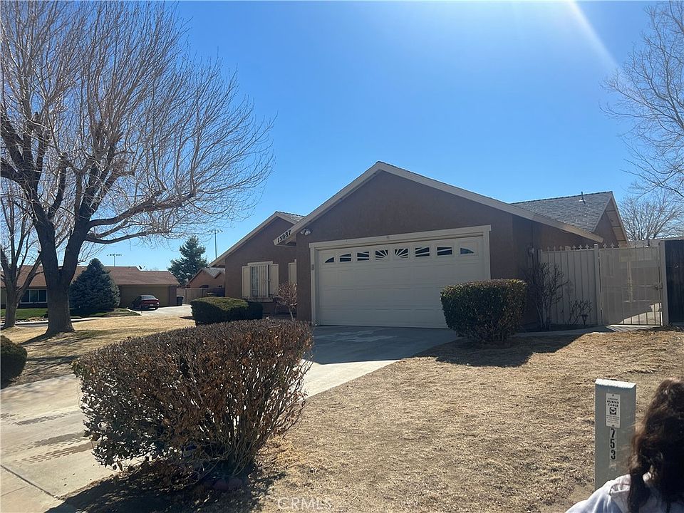 1st image of 15087 White Kirk Dr