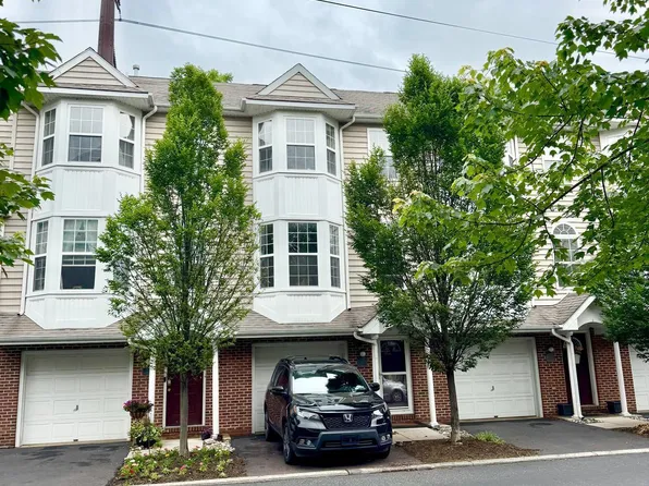 27 Cameron Ct #27, Royersford, PA 19468