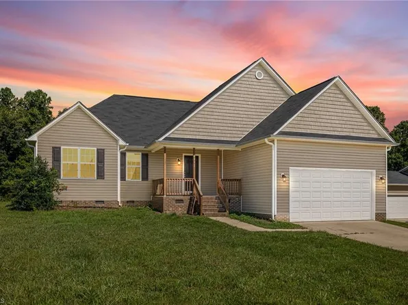 6232 Brentwood Park Ct, Rural Hall, NC 27045