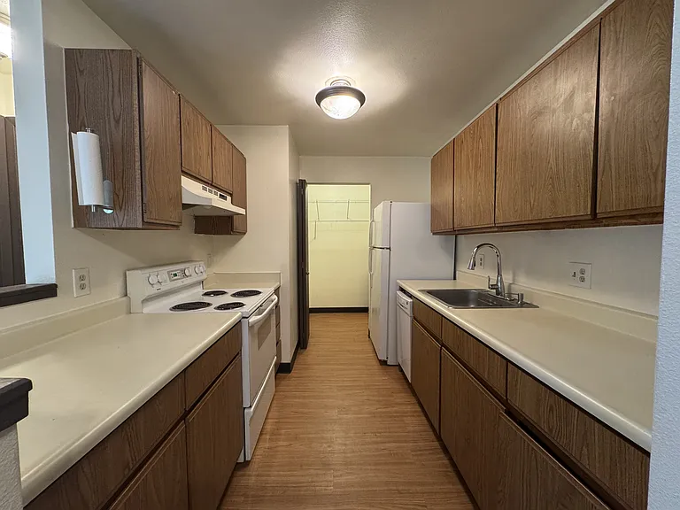 4501 Boardwalk Dr #D-D-38 — Photo 7
