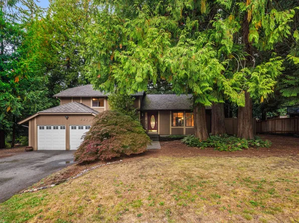 3313 220th Ave SE, Sammamish, WA 98075