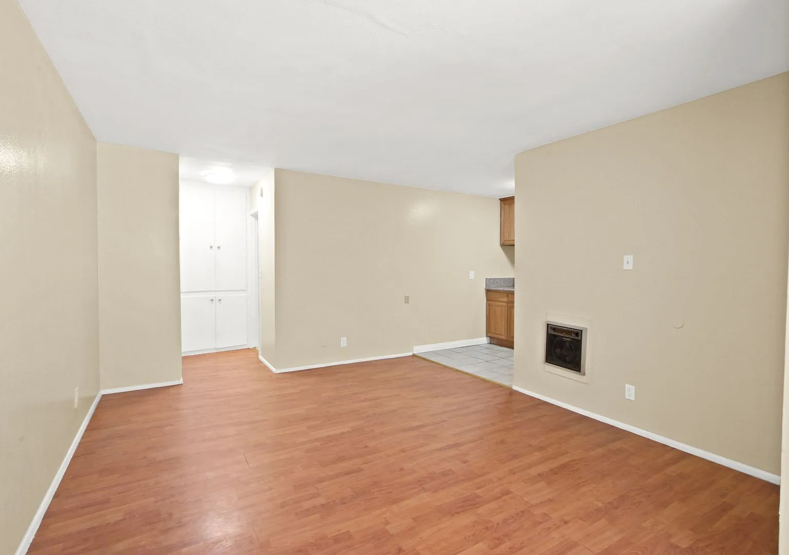 Ramona Garden Apartments — Photo 1