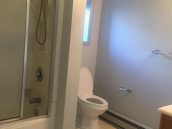 3rd image of 112 Cherry St APT 2