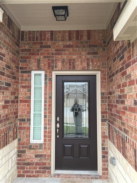 1st image of 2309 Sablewood Dr