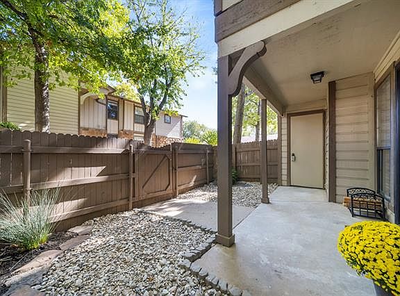 4th image of 6514 S Memorial Dr Unit 20G
