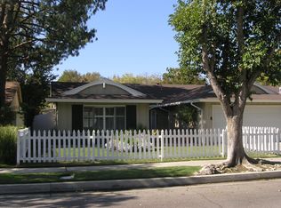 7027 Rubio Ave, Van Nuys, CA 91406