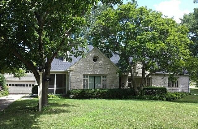 1st image of 705 James Ave