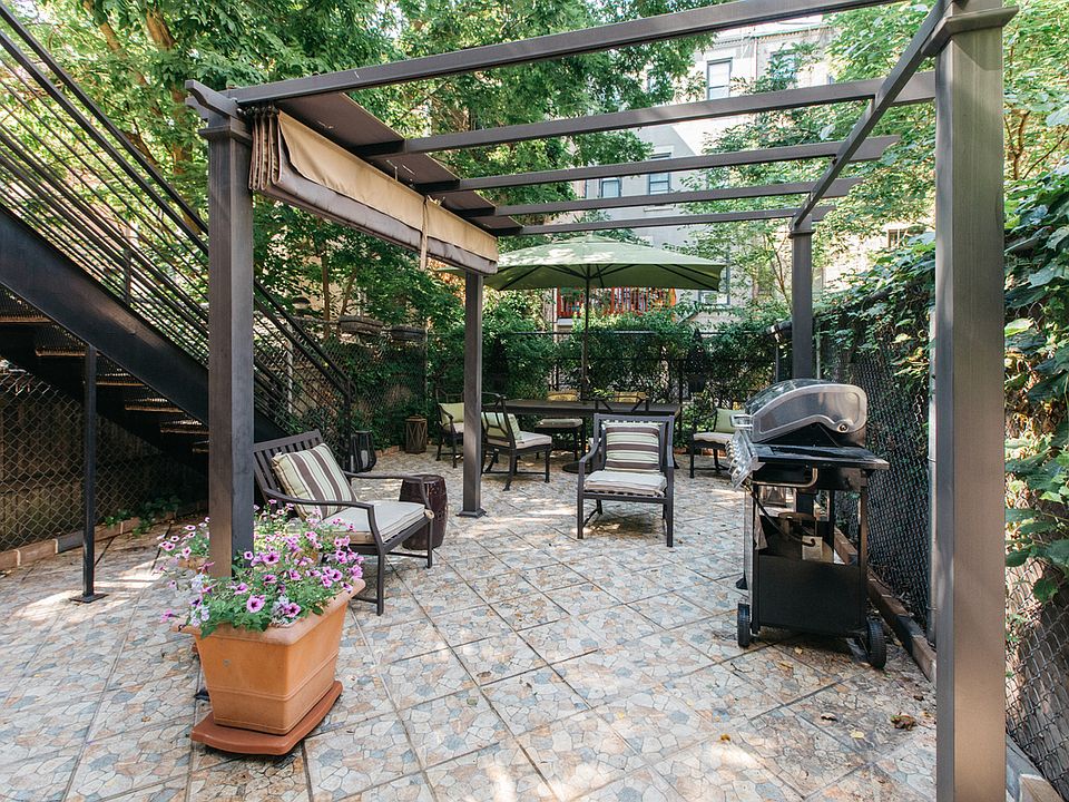 1st image of 154 W 120th St #1