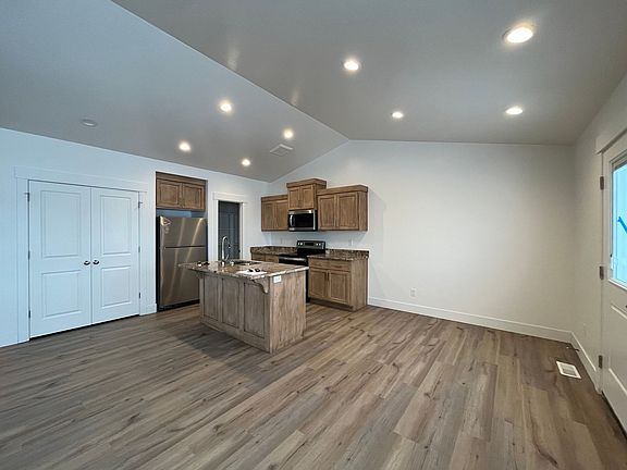 3rd image of 3700 Cherry Ln