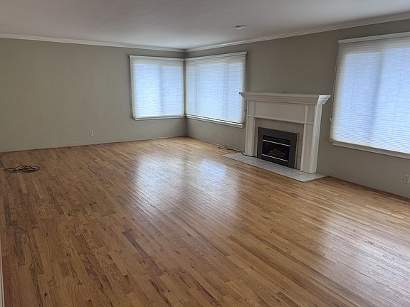 2nd image of 106 Fel Mar Drive106 Dr