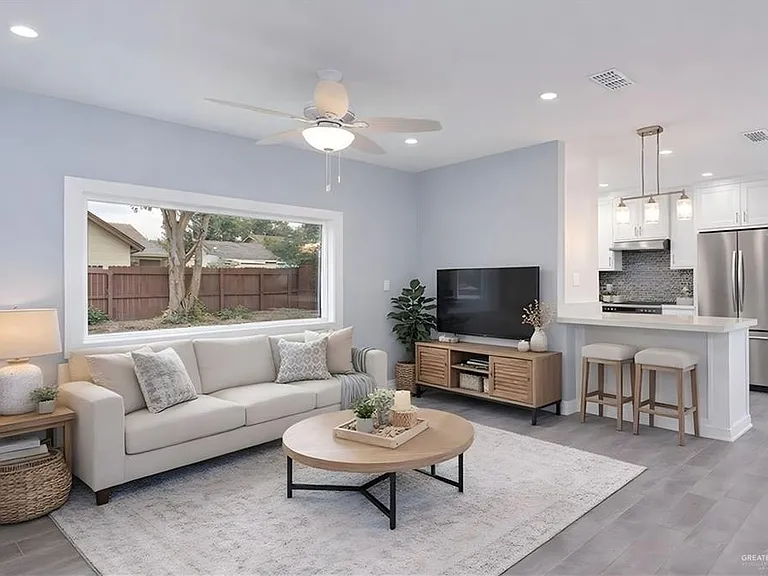 2132 Gull Ave — Photo 3