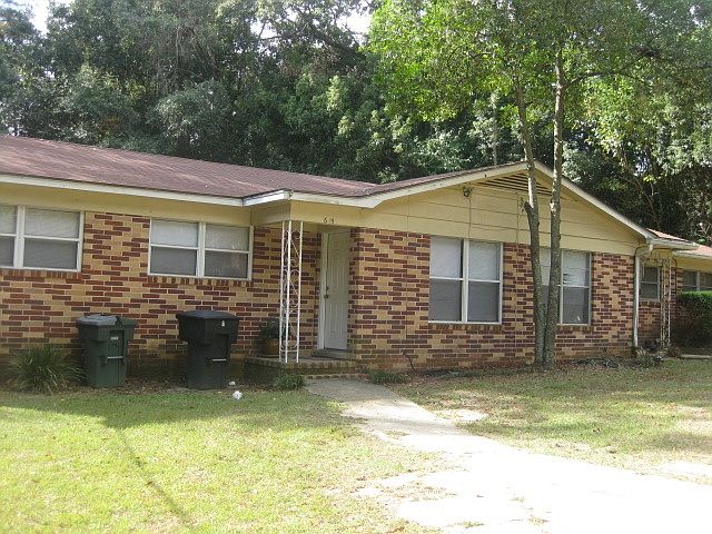 1st image of 615 Mary Beth Ave