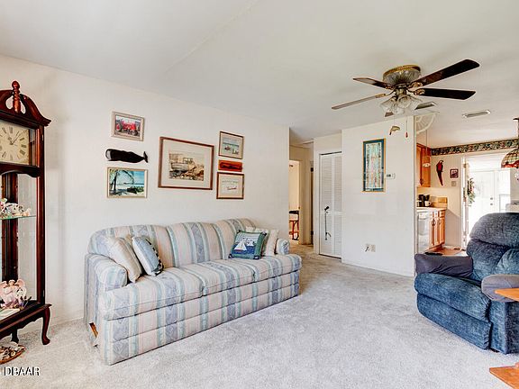 5th image of 53 Ocean Shore Dr