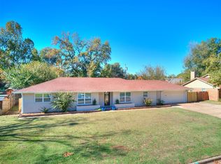 2732 Meadowbrook Dr, Norman, OK 73072