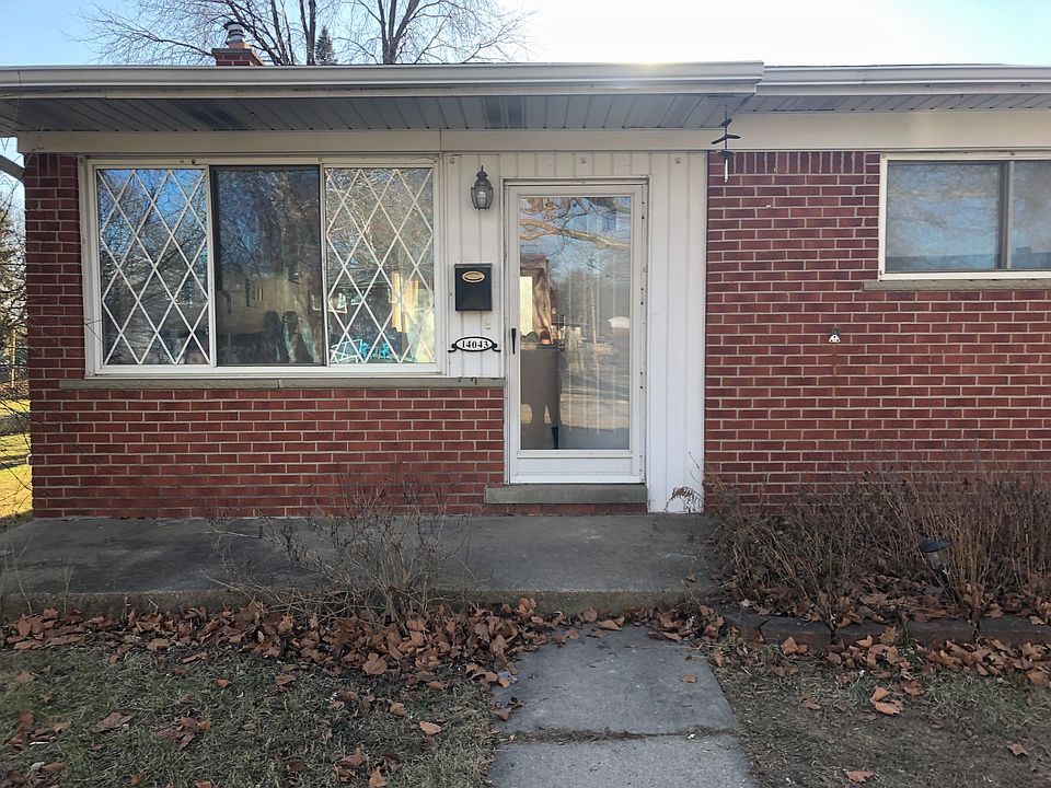 1st image of 14043 Bainbridge St