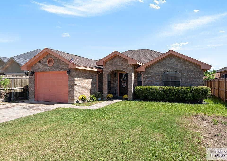 1st image of 525 Mango Ln
