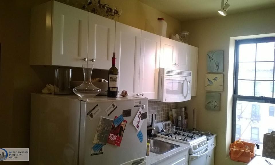 1st image of 235 E 5th St APT 1