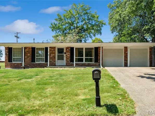 1667 Westwood Dr, Cape Girardeau, MO 63701