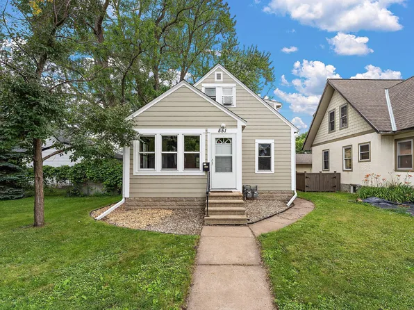 551 Pascal St N, Saint Paul, MN 55104