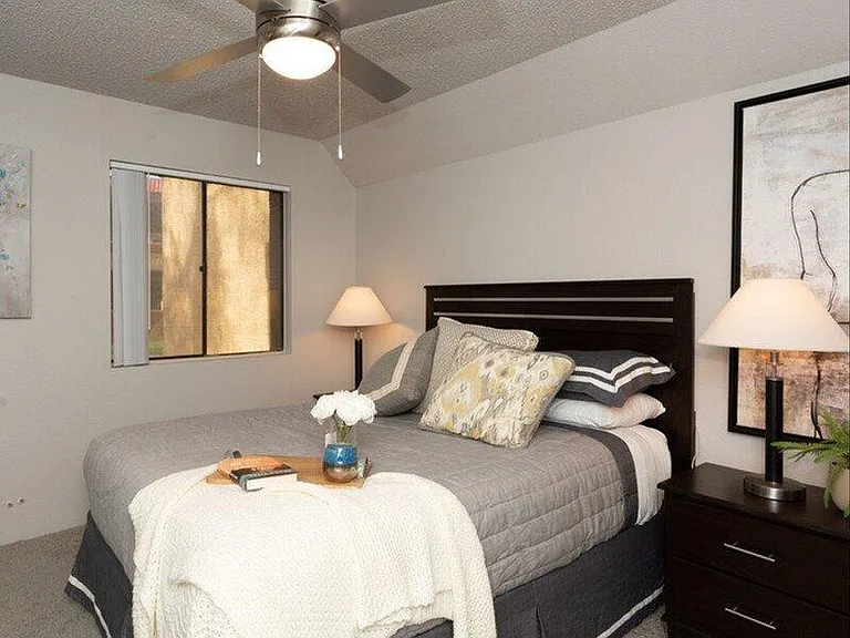 Sun Wood Apartments — Photo 13