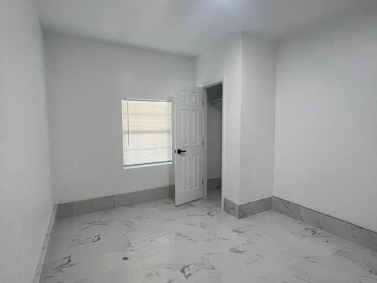 2801 SW 60th St — Photo 18