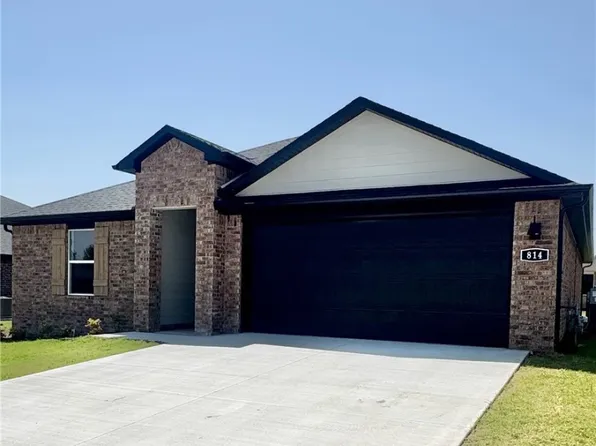 814 Heeler Ave, Lowell, AR 72745
