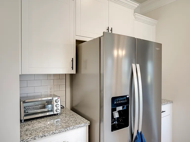 4061 Cottingham Way — Photo 21