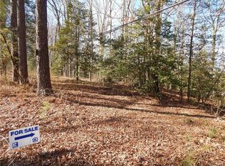 3840 Lake Hills Rd, North Chesterfield, VA 23234