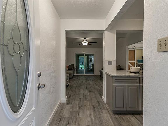 3rd image of 24824 Lakeside Dr