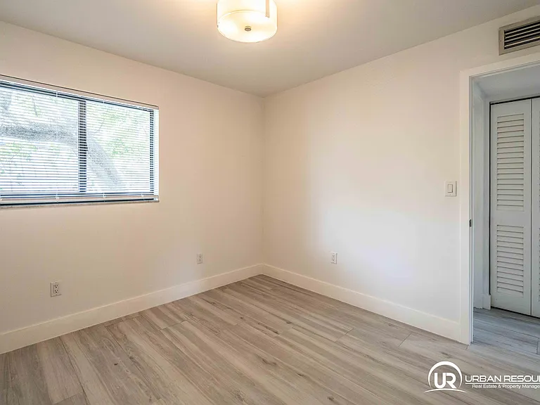 3265 Virginia St #24 — Photo 18