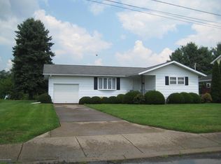 237 1st St, Hanover Township, PA 18706