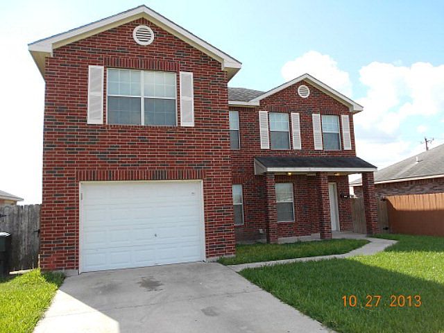 1st image of 3209 Lazy Palm Dr S