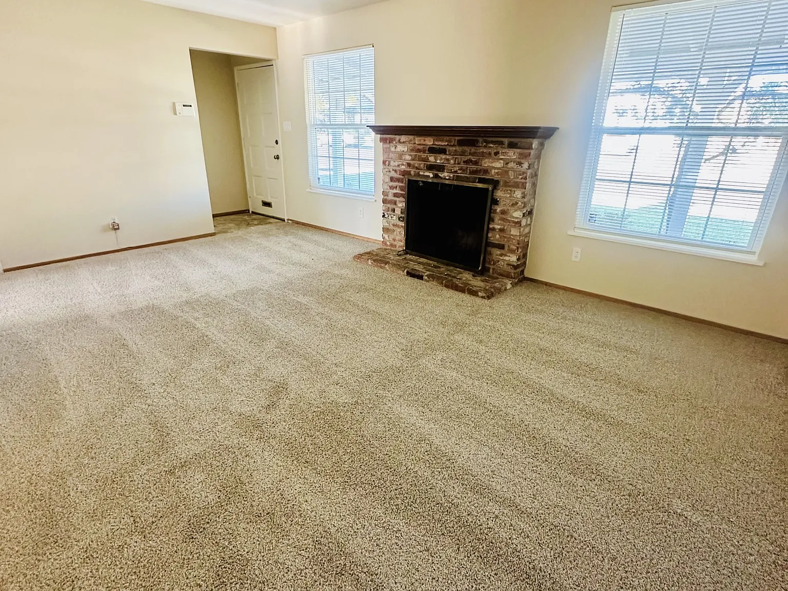 3178 Hillview Court - 1 — Photo 3
