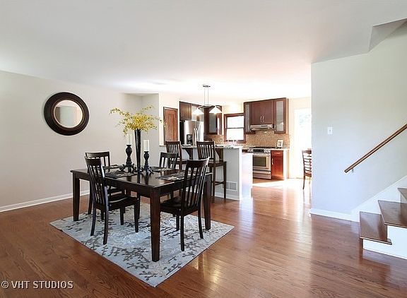 2nd image of 3847 N Galesburg Ct