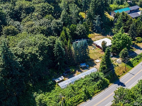 5th image of 3402 Pioneer Way E
